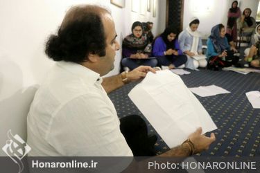 نخستین هفته طراحى کیش با حضور سه نسل از هنرمندان طراح در میکا گالری
