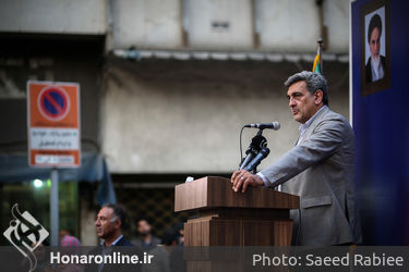 رونمایی از تابلوی گذر صنایع دستی تهران در  روز جهانی صنایع دستی