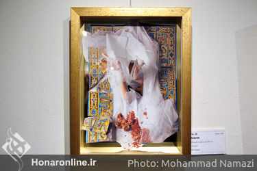 نمایشگاه عکس و چیدمان روی آیینه "مهدی منصوری" در گالری گلستان