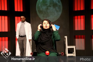 نمایش قفس تالار حافظ