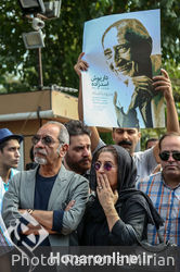 تشییع پیکر زنده یاد داریوش اسدزاده از مقابل خانه هنرمندان