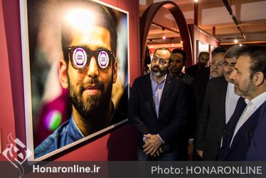 نمایشگاه عکس و گرافیک «دوباره ایران» در فرهنگستان هنر