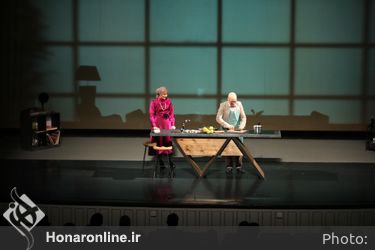 نمایش آن سوی آینه کارگردان علی سرابی 
