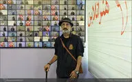 همه مشکلات با محبت حل خواهند شد / حتی بخش کوچکی از نیاز مالی درمانی را نتوانستیم تامین کنیم / ‌من اولین نفر این لیست نیستم و آخرین هم نخواهم بود / روایت اکبر حسنی از مواجهه با بیماری‌اش تا اجرای نمایش‌های جدید 