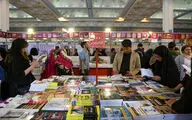 قدم‌زدن در میان کتاب‌هایی که شما را فرا می‌خوانند / از کوله‌گردها غافل نشوید / نگاهی به سی‌ودومین بهار فرهنگی تهران