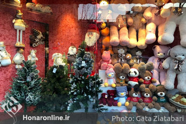حال و هوای مغازه‌ها و خیابان‌ها در آستانه سال نو میلادی در تهران