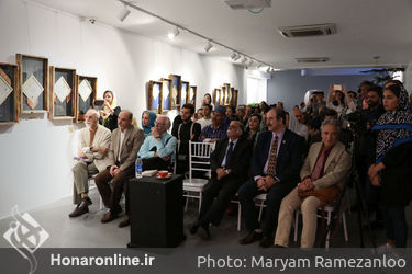 رونمایی و جشن امضای کتاب‌های داروش مؤدبیان
