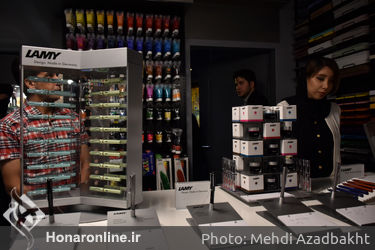 افتتاحیه کافه کتاب کربن