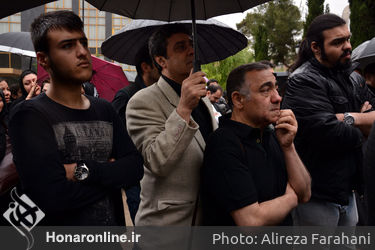تشییع پیکر نقی سیف جمالی از مقابل تالار وحدت