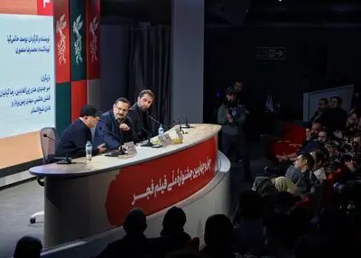 
غم شوتی‌ها را ببینید؛ نیروی انتظامی جلوی اکران «اسکورت» را می‌گیرد؟