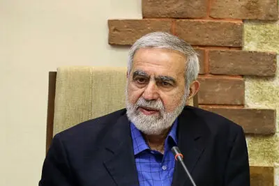 عبدالحمید نقره‌کار: معماری و شهرسازی امروز کشور هویت عقلانی ندارد / برای رسیدن به معماری اسلامی - ایرانی باید در نظر ایده‌آلیست و در عمل نسبی‌گرا باشیم
