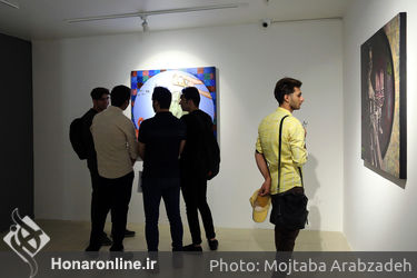 نمایشگاه دو نفره آثار نقاشی حمید زارع و الناز صباغ‌پور در گالری ژاله