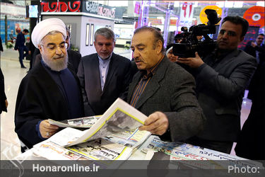 افتتاح رسمی بیست و دومین نمایشگاه مطبوعات با حضور رییس جمهور