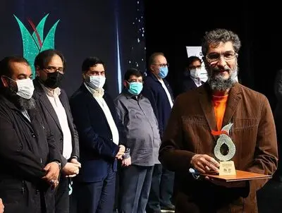 ''Concerns of the Hedge'' tops at Sarv Theater Awards