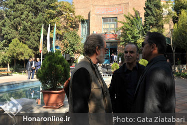 تشییع پیکر رضا امیر یاراحمدی در خانه هنرمندان