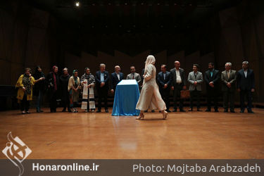 رونمایی از دومین کتاب ملی مد و لباس ایران