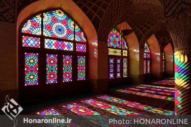 نور و رنگ به روایت پنجره‌های بناهای ایرانی