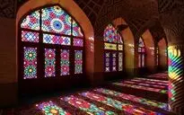 نور و رنگ به روایت پنجره‌های بناهای ایرانی