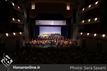 کنسرت مشترک ارکستر سمفونیک تهران و ارسکتر فستیوال راونا به رهبری ریکاردو موتی در تالار وحدت