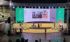 برگ‌های‌ زرین به دست برگزیدگان رسید/جایزه بهترین فیلم از نگاه تماشاگران به«خداحافظ آشغال» رسید