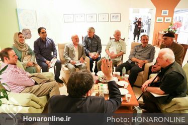 دیدار احمد مسجدجامعی از نمایشگاه" رویکردها و گرایش ها در هنر معاصر ایران"در گالری پردیس ملت