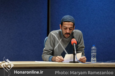 نمایشنامه خوانی "ضمایر" در سی و هفتمین جشنواره بین‌المللی تئاتر فجر
