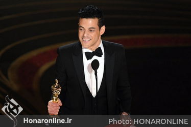 rami_malek_onstage_oscars