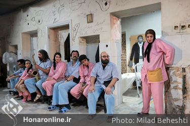 نمایش چخوف ساد (جلد اول و دوم) در بوتیک تئاتر ایران