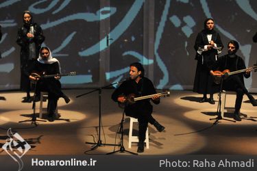 گروه همنوازان حصار   تار مجنون موی لیلی به سرپرستی و آهنگسازی علی قمصری 
