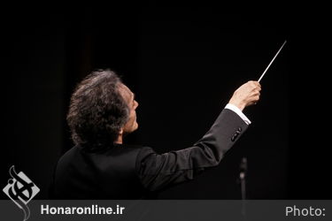 اجرای ارکستر سمفونیک تهران به رهبری شهرداد روحانی در تالار وحدت