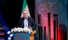 
لزوم هم‌نشینی صاحبان جشنواره با هنرمندان