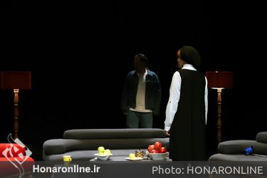 نمایش "پارتی" در سالن سایه تئاتر شهر
