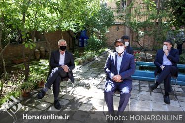 مراسم رونمایی از سردیس "سیمین دانشور" در خانه موزه سیمین و جلال