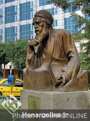 مروری بر تاریخ فرهنگ ایران در تندیس ها و سردیس های تهران