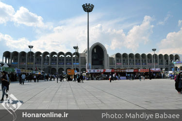 ناشران کودک و نوجوان سی و دومین نمایشگاه بین‌المللی کتاب تهران