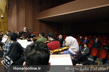 دیدار گروه موسیقی "ساری آقا" با معاون امور هنری و بازدید از ارکستر ملی و تالار وحدت