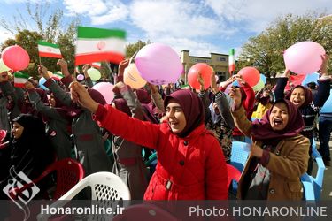 رونمایی از پوستر بیست و پنجمین جشنواره بین المللی تئاتر کودک و نوجوانان