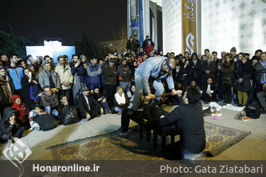 نمایش های خیابانی روز هفتم جشنواره تئاتر فجر