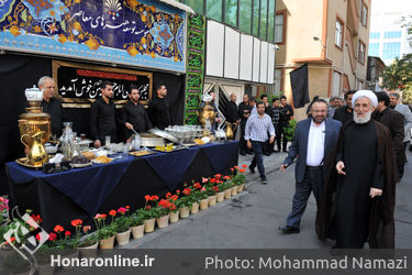 مراسم گرامى‌داشت هفتمین شب شهادت امام حسین (ع) در موسسه توسعه هنرهای معاصر