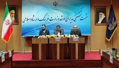 جایزه بزرگ امام خمینی (ره) در دهه فجر رونمایی می‌شود/محدودیتی در حوزه فرهنگ و هنر نداریم

