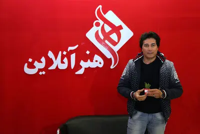 مجتبی کبیری: شرکت‌ها و تهیه‌کننده‌های موسیقی هوای هنرمندان قدیمی را ندارند