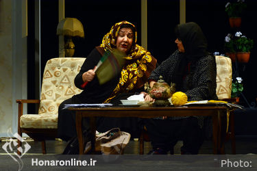 نمایش "آمیز قلمدون" در سالن ناظرزاده کرمانی