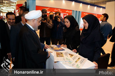 افتتاح رسمی بیست و دومین نمایشگاه مطبوعات با حضور رییس جمهور