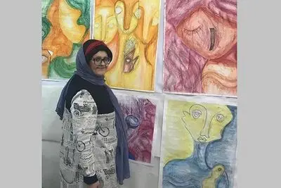 نقاشی‌های هنرمند اوتیسمی در گالری کاما به نمایش در می‌آید
