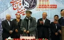 تجلیل از هنرمندان متولد دی ماه در مجتمع باغ زیبا