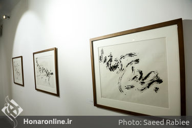 نمایشگاه دست‌خط‌های صادق بریرانی در گالری بن 