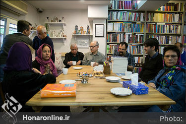 کتاب‌گردی هنرمندان و فرهنگیان در نشر مرکز2