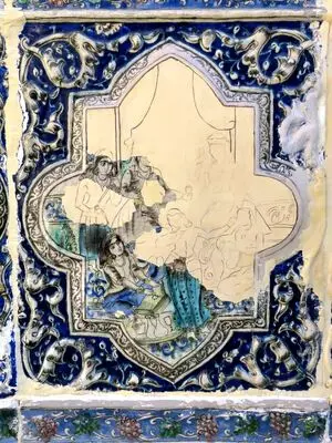 نمونه ای از کاشی های موزه مقدم