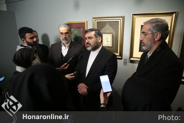 بازدید وزیر فرهنگ از نمایشگاه پانزدهمین جشنواره هنرهای تجسمی