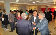 سایلنس درباره سکوت فعالانه است /

فروش ده نقاشی در روز افتتاحیه